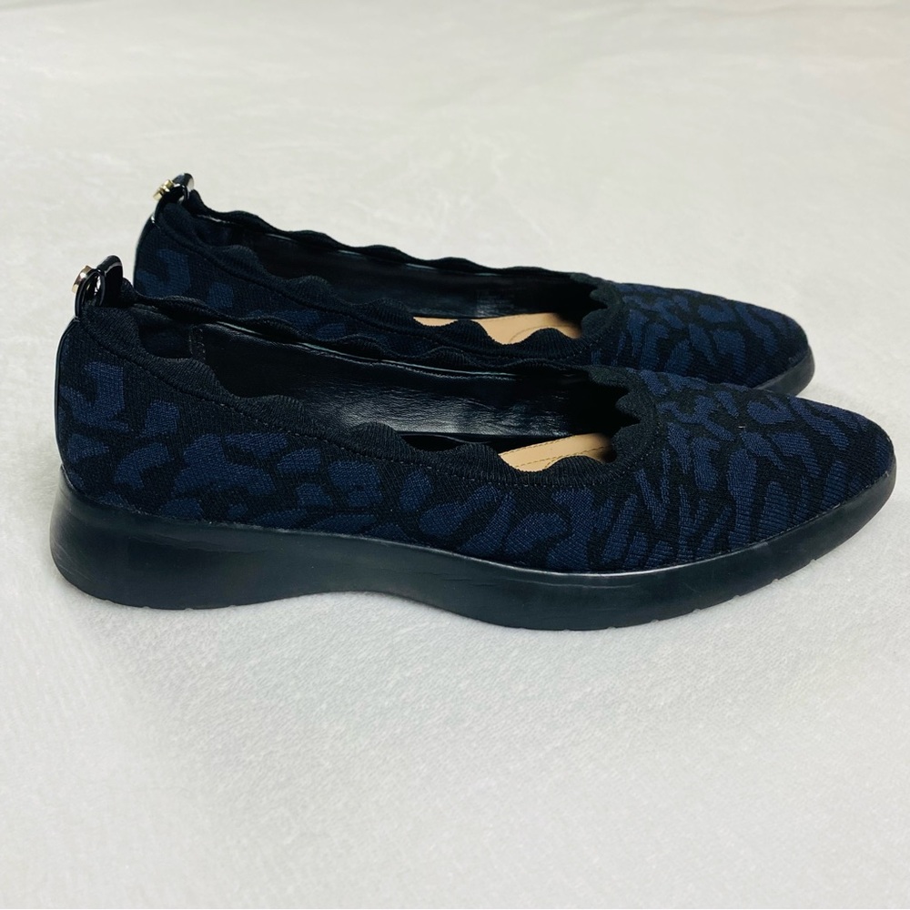 Taryn Rose Dasha Slide On Shoes Blue Black Leopard Print Flats Sneakers